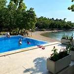 Parc de vacanță Krk Mobile Homes 4*